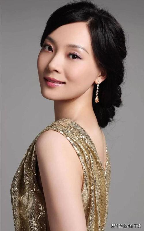 明星清润图片,自然美肌的秘密